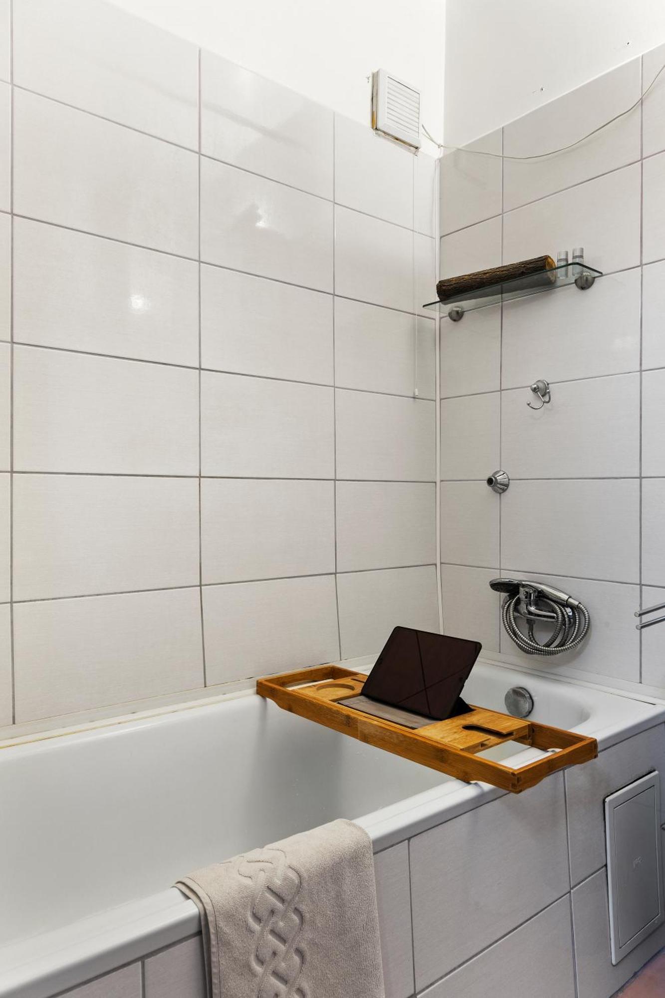 Apartament Arena Nationala, Monza, Victor Gomoiu The Cloud, Free Early Check-In Available Bukareszt Zewnętrze zdjęcie